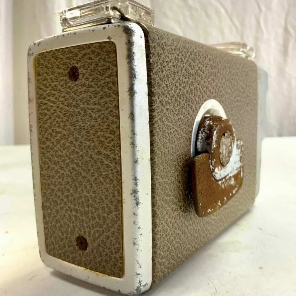 Vintage KODAK Brownie 8mm Automatic Movie Camera F/2.3 Lens UNTESTED